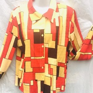 Blouse. Pirated material.